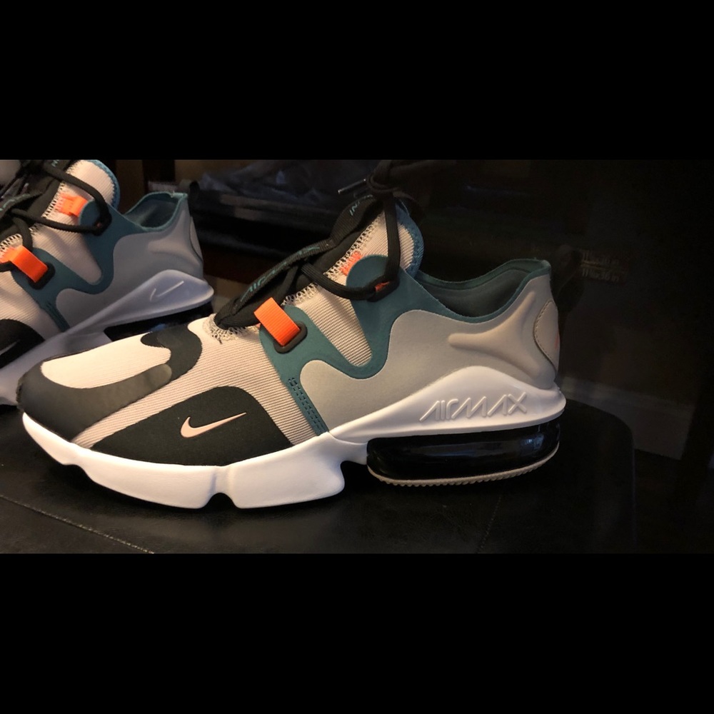 Air Max Infinity